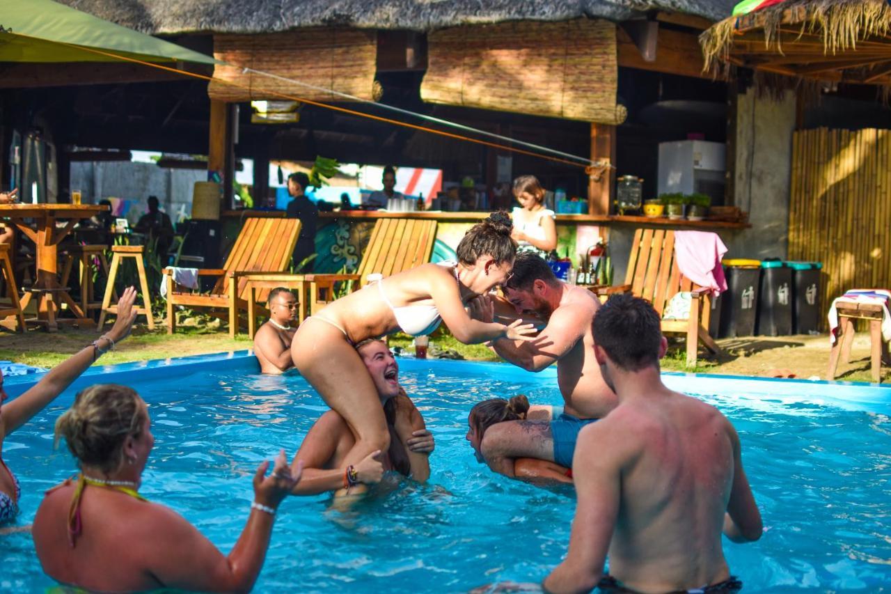 Mad Monkey Hostel Siargao (Adults Only) General Luna  Dış mekan fotoğraf