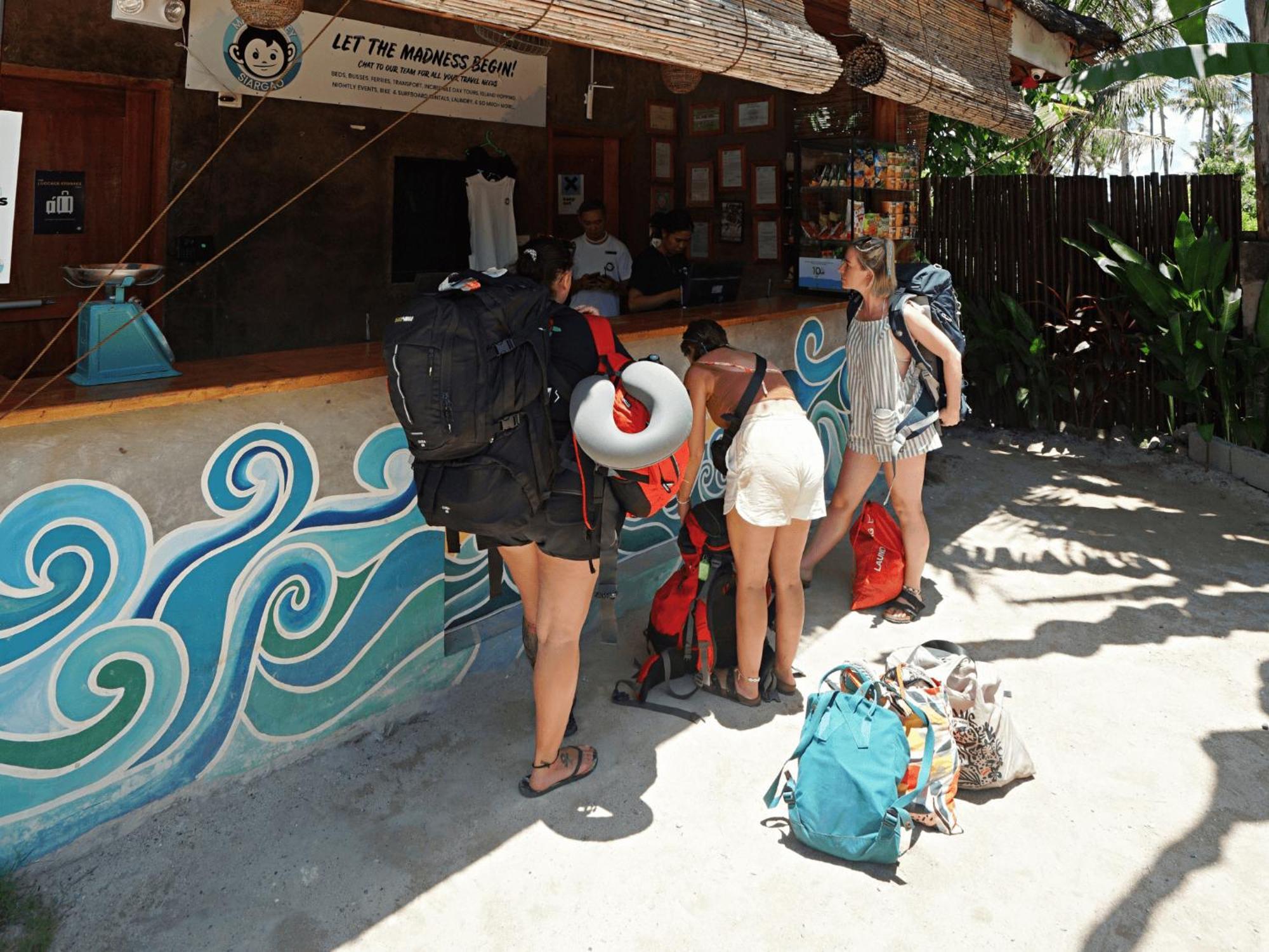 Mad Monkey Hostel Siargao (Adults Only) General Luna  Dış mekan fotoğraf