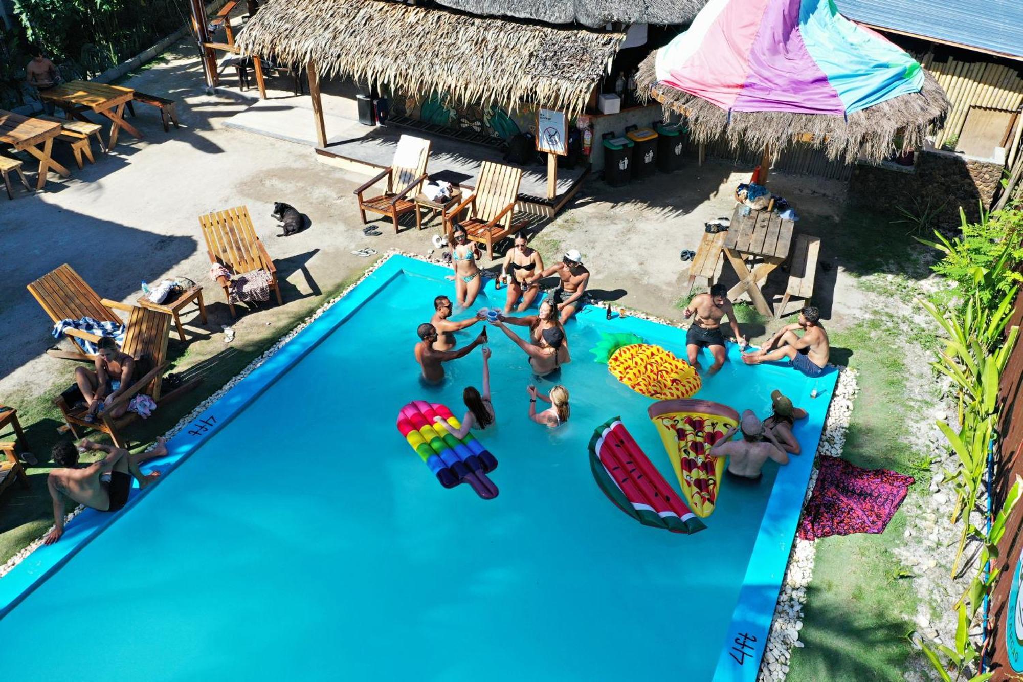 Mad Monkey Hostel Siargao (Adults Only) General Luna  Dış mekan fotoğraf